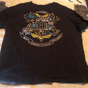 Warner Bros. Black Hogwarts Crest Tee